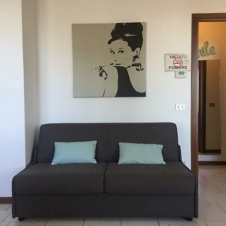 Casa Mare Free Parking *