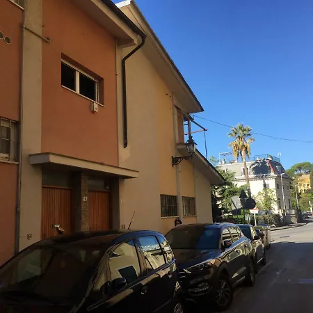 Casa Mare Free Parking *